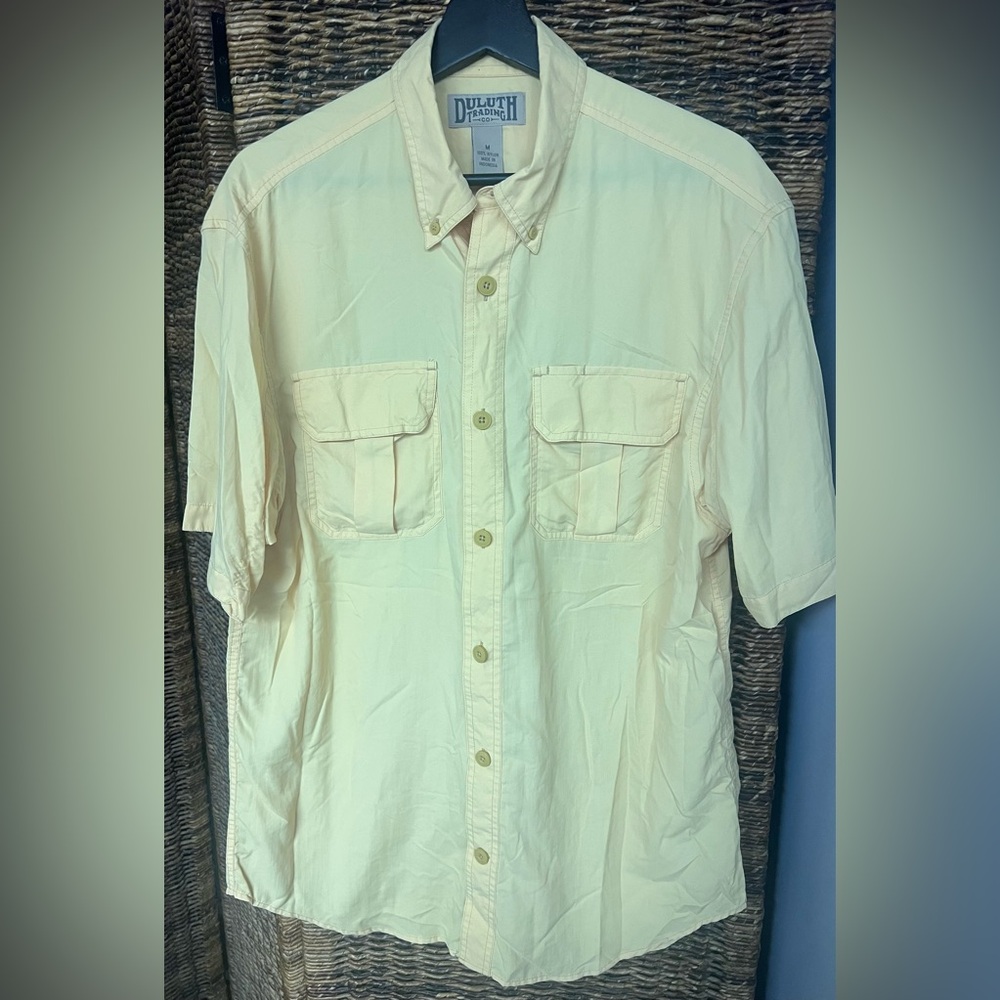 Duluth Men’s Nylon Button Up Yellow shirt, Size: Medium, Pre-Owned